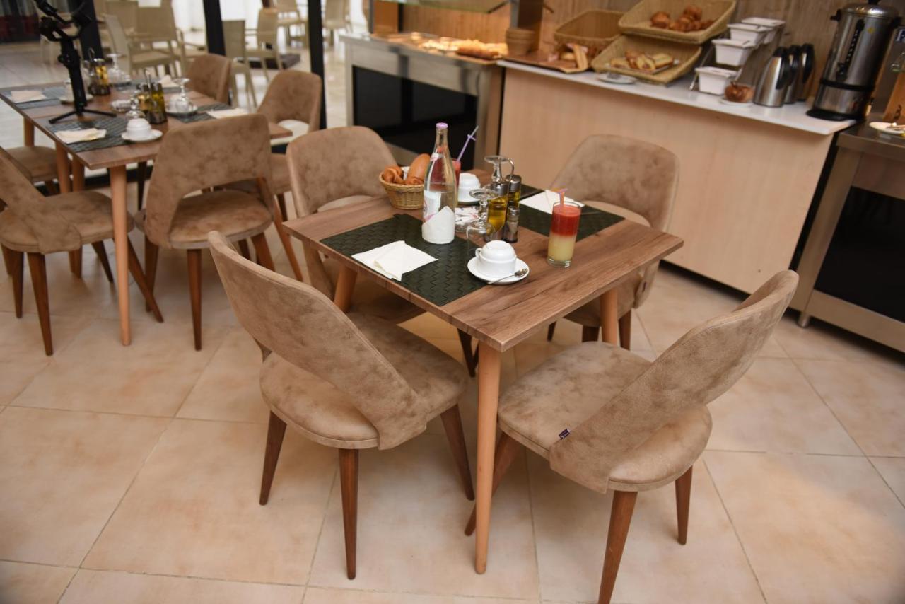Downtown Tunis Hotel المظهر الخارجي الصورة